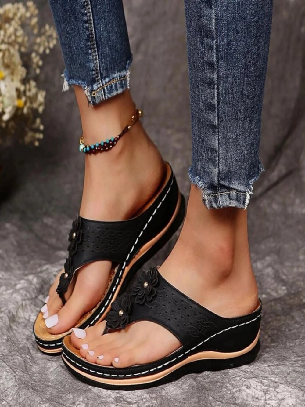 New Women's Flip Flops Thong Sandals Arch Support Cushion Summer Slippers Shoes